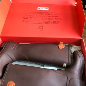 Maroon hunter rain boots